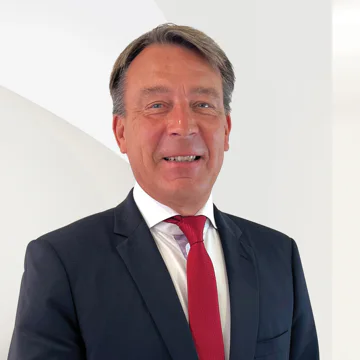Portrait photo of Ulf Baggstrom