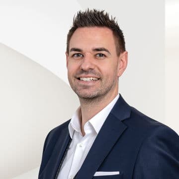 Portrait photo of Marc Schweizer