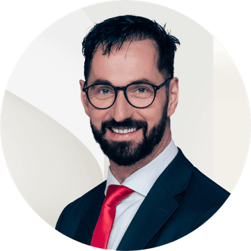 Portrait photo of Volker Scheid