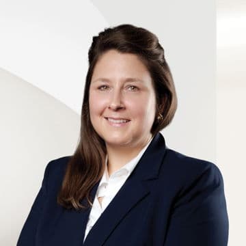 Portrait photo of Ornella Orsini