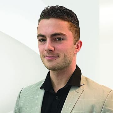 Portrait photo of Jonathan Renk
