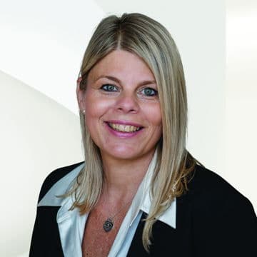 Portrait photo of Susanne von Horsten