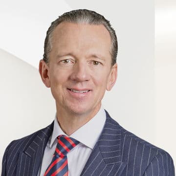 Portrait photo of Axel Kühn