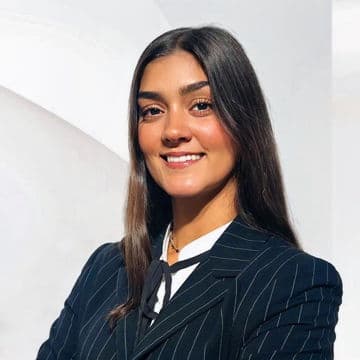 Portrait photo of Selene Lindner