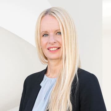 Portrait photo of Ursula Richter