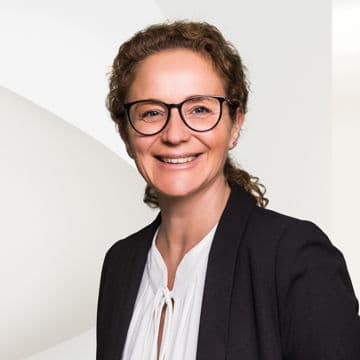 Portrait photo of Tanja Setzer