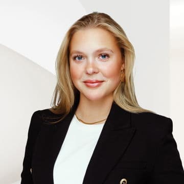Portrait photo of Antonia Sobotka