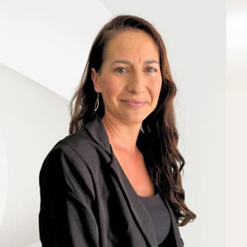 Portrait photo of Chelsea Bracher