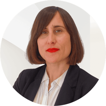 Portrait photo of Paola Cotilla