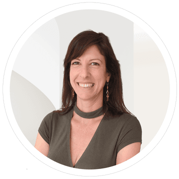 Portrait photo of Carol Goya