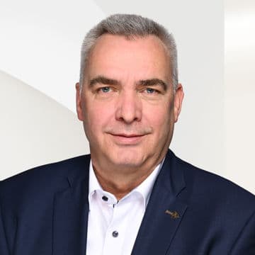 Portrait photo of Jens-Peter Conrads