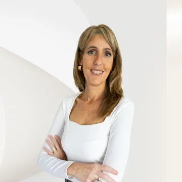 Portrait photo of Beatriz Bezon