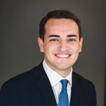 Portrait photo of Andrea Forni