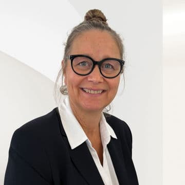 Portrait photo of Christina Langhans