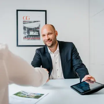 Portrait photo of Steffen Conze