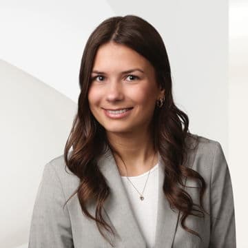 Portrait photo of Emma Lastovka
