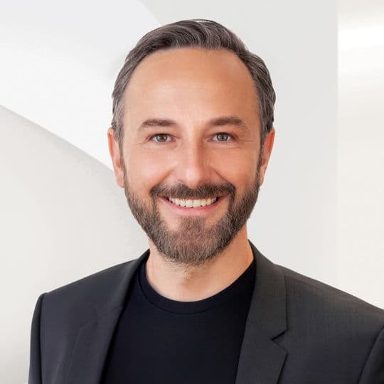 Portrait photo of Ron Kunze