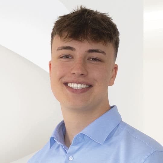 Portrait photo of Tom Godau