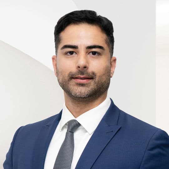 Portrait photo of Armin Massierer