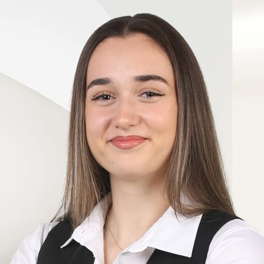 Portrait photo of Elmedina Thaqi