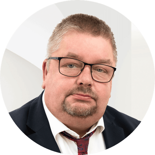 Portrait photo of Christopher Unruhe