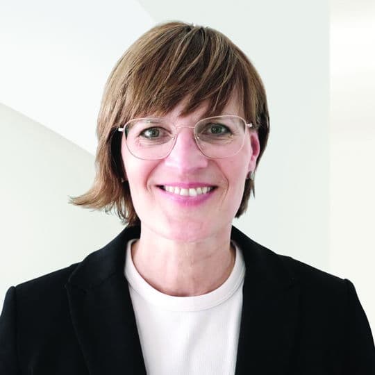Portrait photo of Kathrin Meister