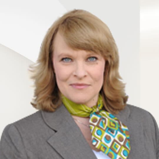 Portrait photo of Susanne Kämmerer