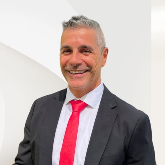 Portrait photo of Justin Cálix