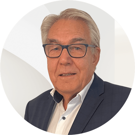 Portrait photo of Horst Damrau