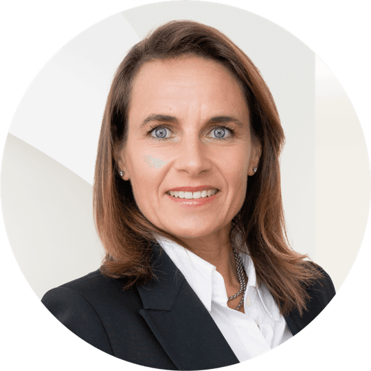 Portrait photo of Miriam Meyer-Dehn