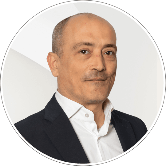 Portrait photo of Michele Taverna