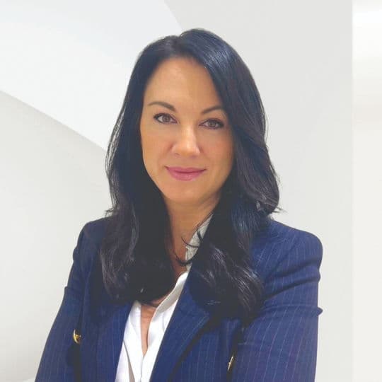 Portrait photo of Diana Frunza