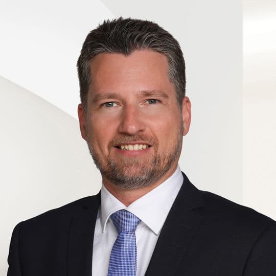 Portrait photo of Fabian Tillmanns