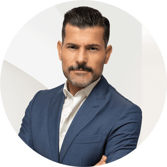 Portrait photo of Dimitrios Mamas