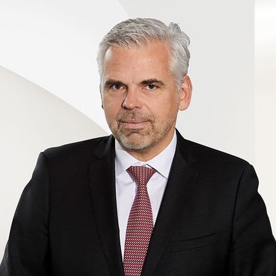 Portrait photo of Michael Kosche