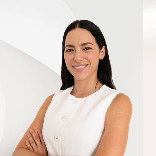 Portrait photo of Veronica Fernandez