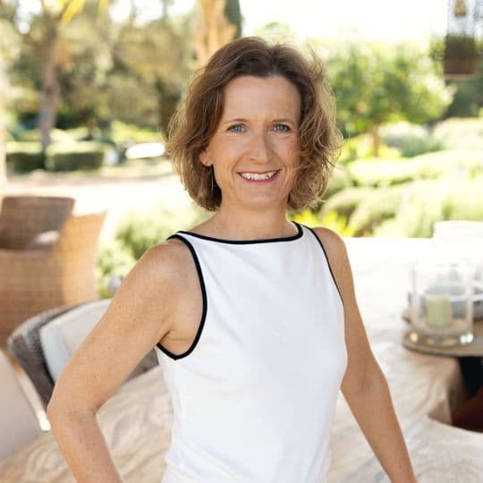 Portrait photo of Stephanie Müller