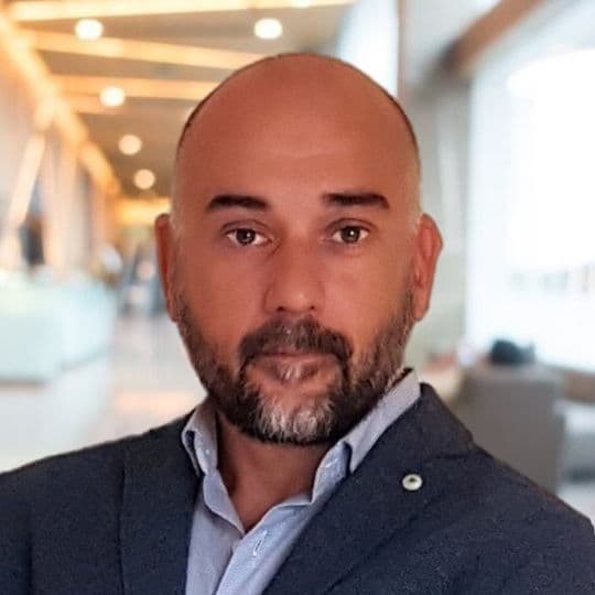 Portrait photo of Abel Araujo Álvarez