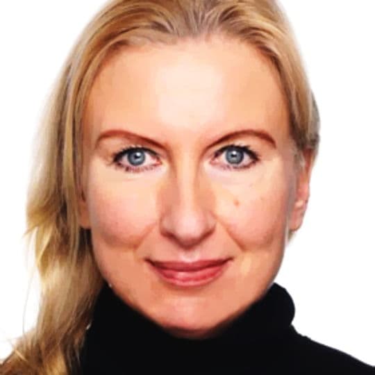 Portrait photo of Alexandra Neke