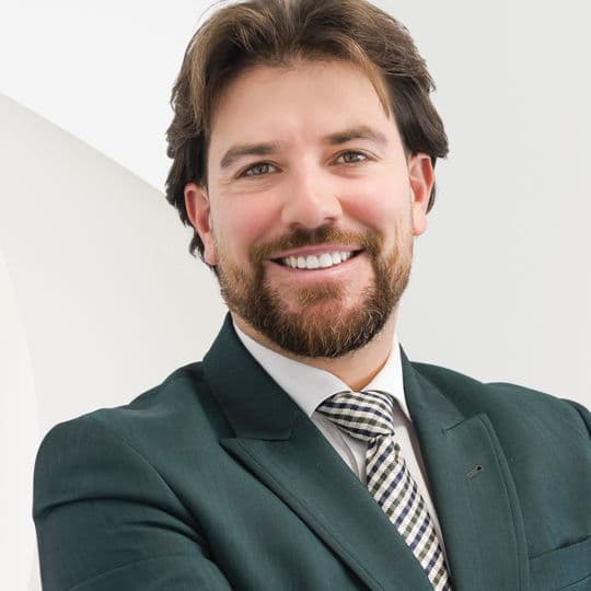 Portrait photo of Oriol Roca