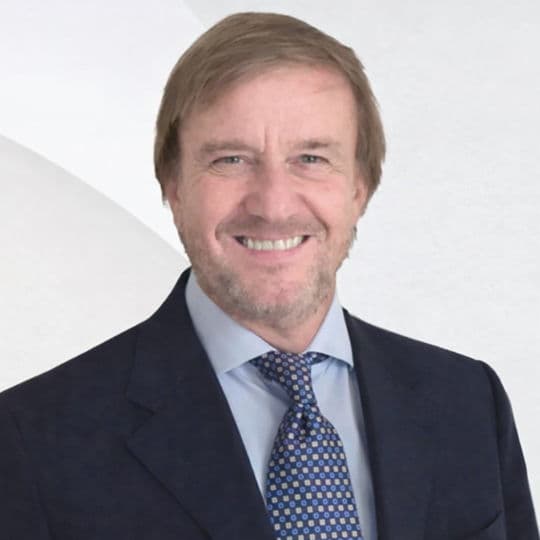 Portrait photo of Alberto Linari