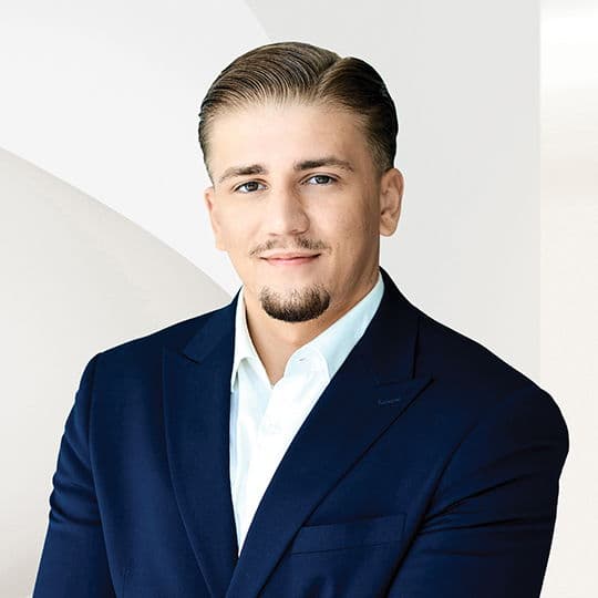 Portrait photo of Giuliano Orlando