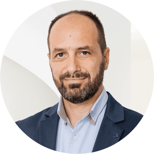 Porträtfoto von George Kanioris