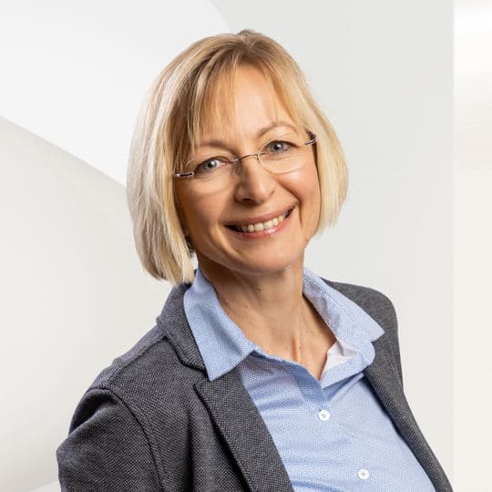 Portrait photo of Gabriela Morgenstern