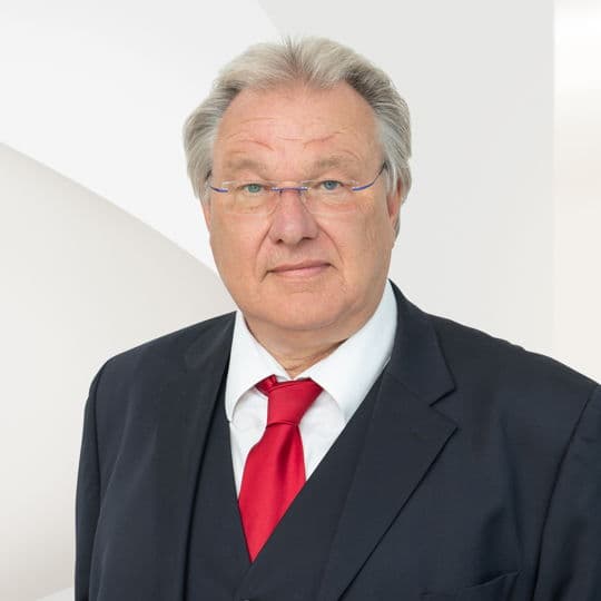 Portrait photo of Joachim Scholz