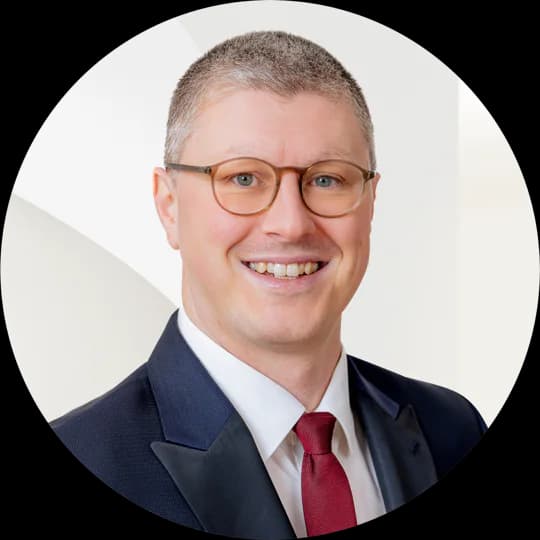 Portrait photo of Thomas Kadi