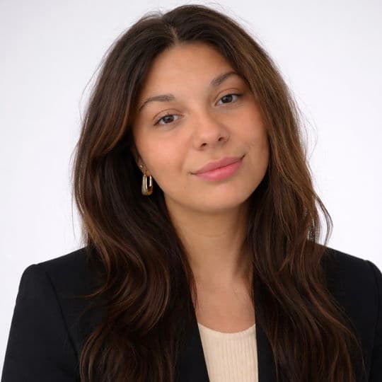 Portrait photo of Tuna Yigit