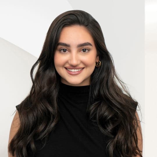 Porträtfoto von Zeinab Khorrami