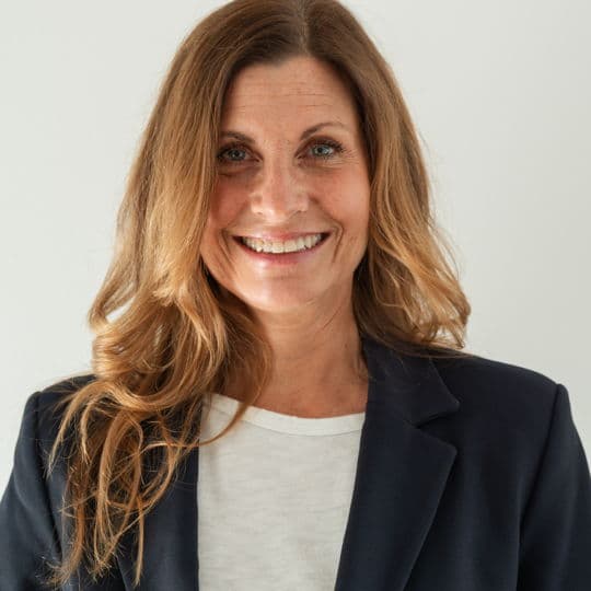 Portrait photo of Rachel Urban