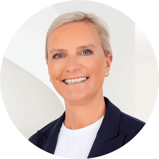 Portrait photo of Britta Beduhn